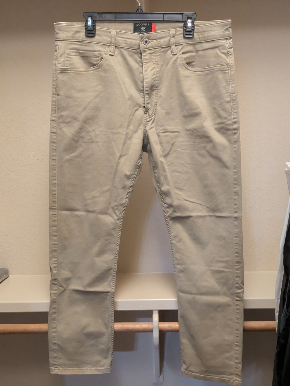 Dockers Men Slim Fit Khaki Pants - Light Tan
